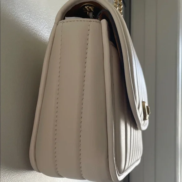 Coach Madison Cream Quilted leather Bag purse LIKE NEW w/dust bag $495 retail - Picture 5 of 16